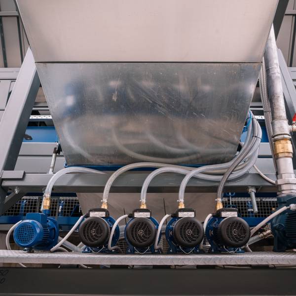 ADMIXTURE PUMPS.jpg